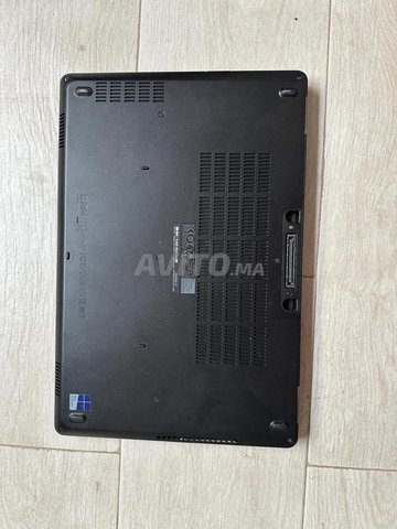 DELL latitude E5570 