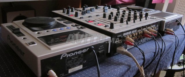 CDJ Pioneer 100S