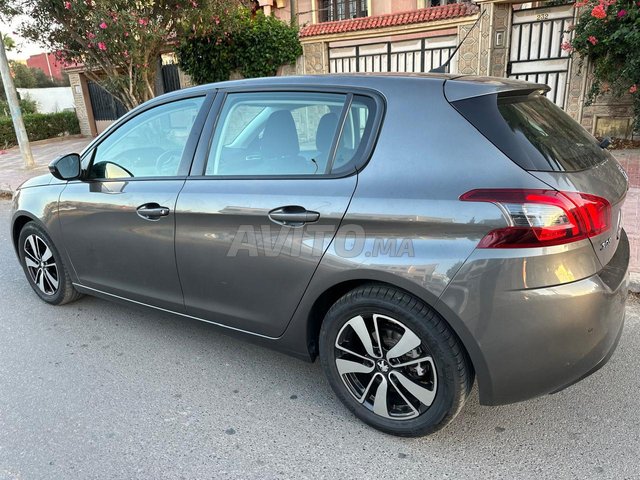 Peugeot 308 occasion Diesel Modèle 