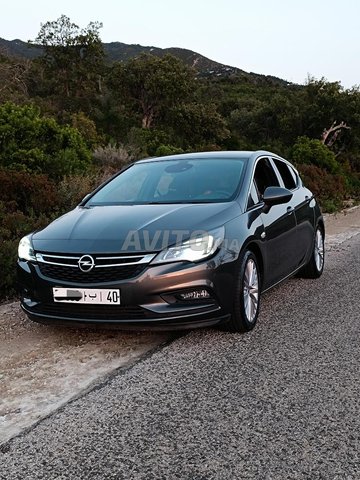 Opel Astra occasion Diesel Modèle 