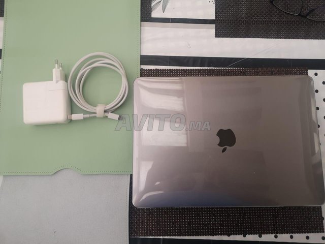 Macbook Pro i5 2.3Ghz 16GO 256ssd 13inch  