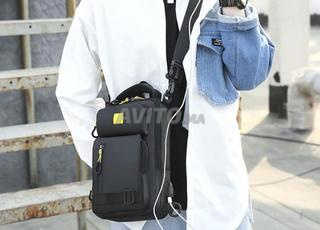 حقيبة الصدر المضادة للماء والمتعددة الاستخدامات