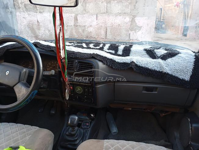 Renault 19