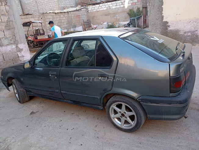 Renault 19
