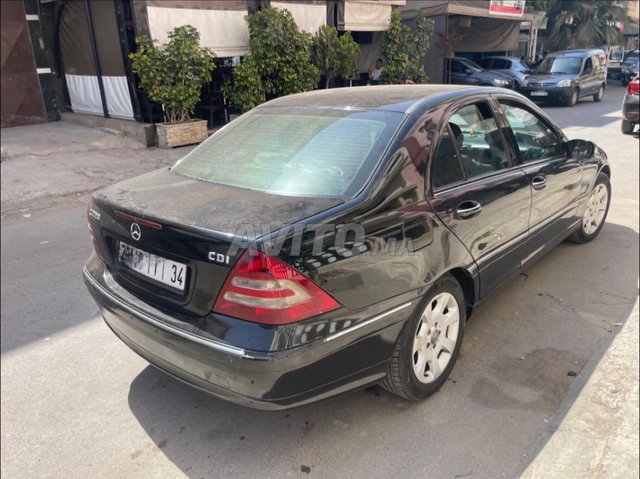 Mercedes-Benz 220 occasion Diesel Modèle 