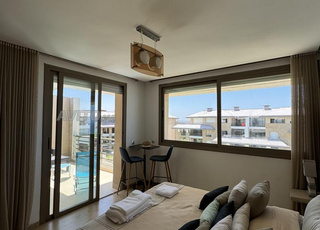 Appartement à louer plage des nations 2ch piscine