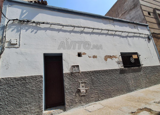 سفلي للبيع مساحة 75 متر ممحافضش