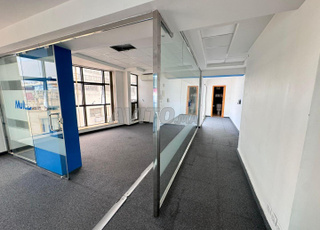 Bureau Neuf à Louer 100m2 – Boulevard – Tanger