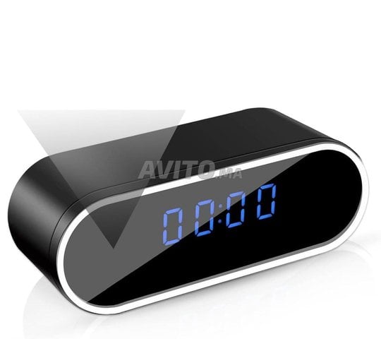 Caméra D’Horloge WLAN Cachée Espion