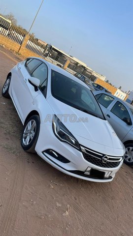 Opel Astra occasion Diesel Modèle 