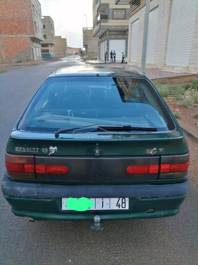 Renault 19 Essence modele 1996 à Oujda