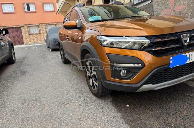 Dacia stepway 2022 full option 9000km