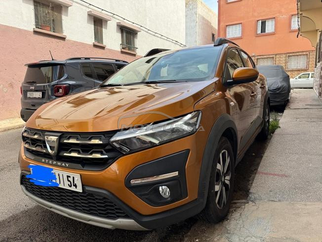 Dacia stepway 2022 full option 9000km