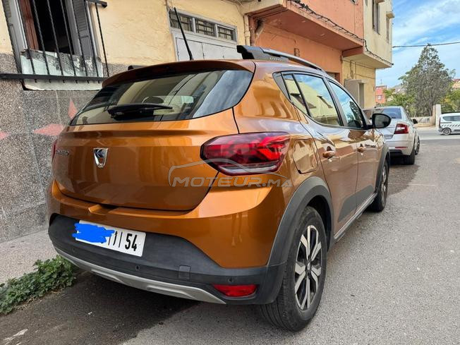 Dacia stepway 2022 full option 9000km