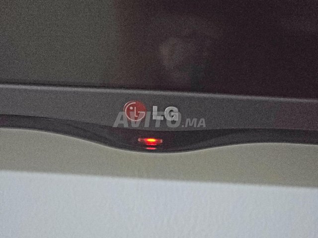 Télévision LG 42 Pouces