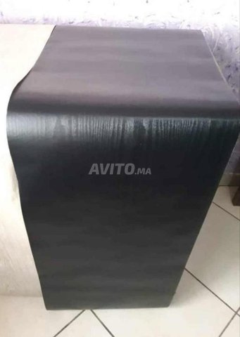 papier adhésif pour décorer les placards et tables