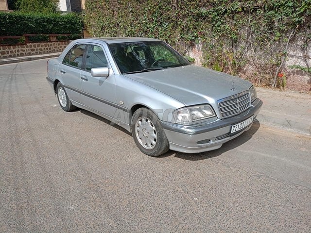 Mercedes-Benz Classe C occasion Diesel Modèle 