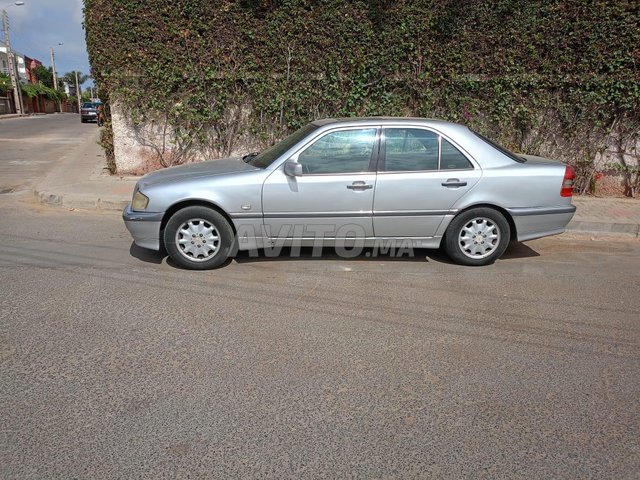 Mercedes-Benz Classe C occasion Diesel Modèle 