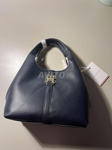 Tommy Hilfiger Plush Bag NEUVE