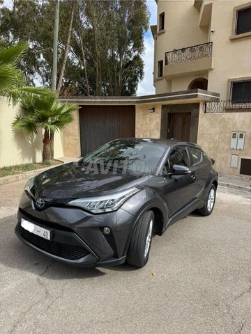 Toyota C-HR occasion Essence Modèle 