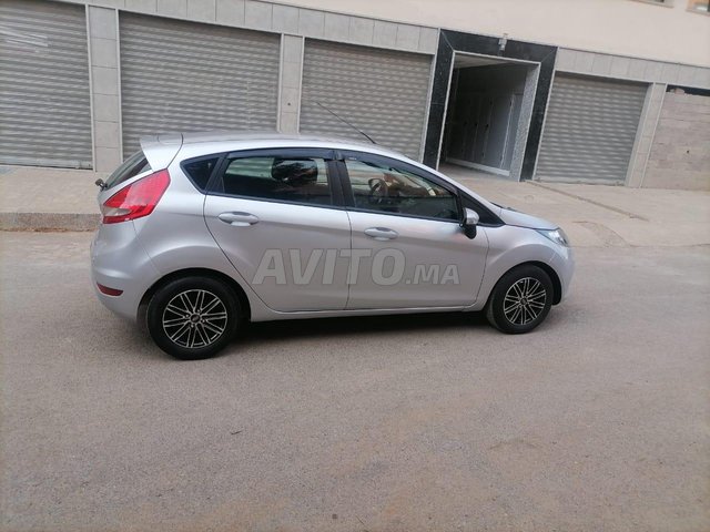 Ford Fiesta occasion Essence Modèle 