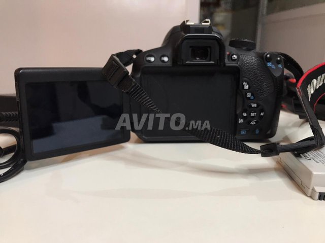 camera canon 700D