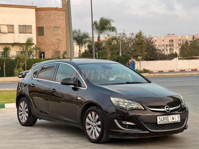 Opel Astra occasion Diesel Modèle 