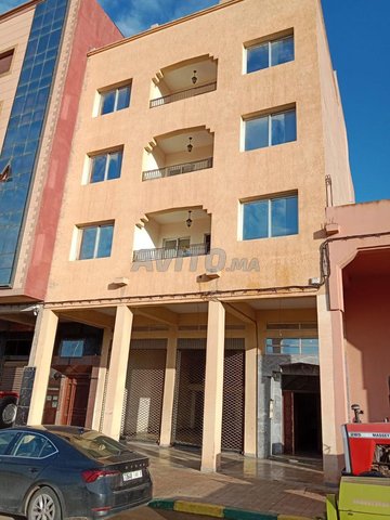  Immeuble Commercial et Résidentiel  – 157 m²