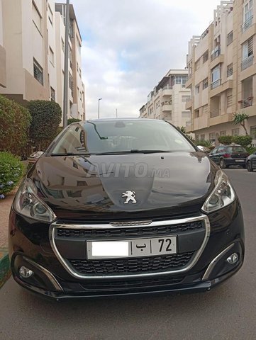 Peugeot 208 occasion Diesel Modèle 