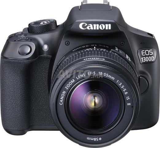 Camera Canon EOS 1300D avec Lens EF-S 18-55mm