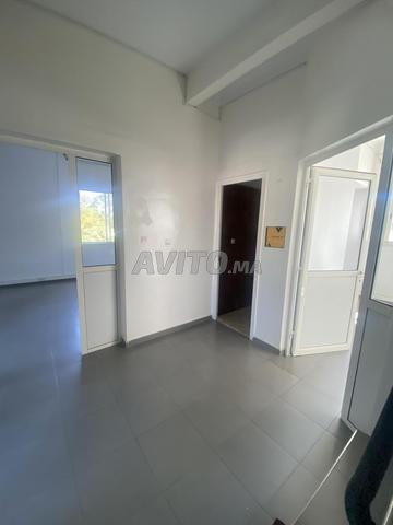 فيلا مكتب مرخصة كمدرسة تقع في مكان ممتاز - 2