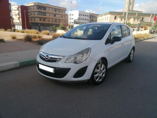 Opel Corsa occasion Essence Modèle 