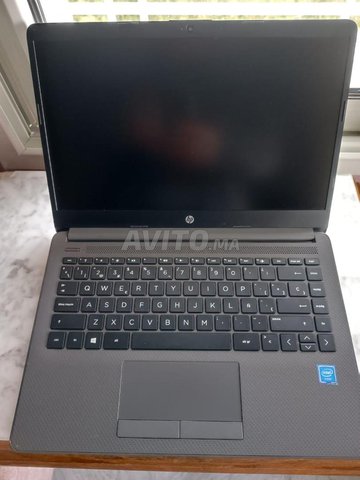 PC HP 240 G8
