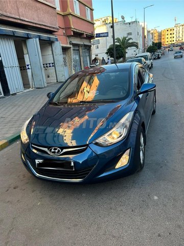 Hyundai Elantra occasion Diesel Modèle 