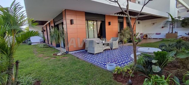 Appartement à louer 320 m² à Rabat