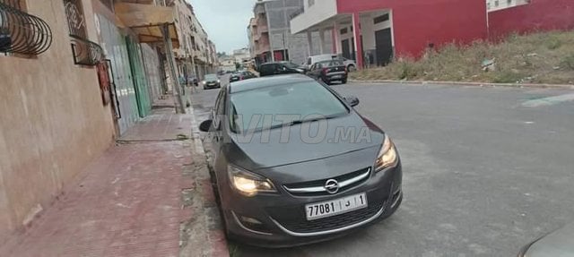 Opel Astra occasion Diesel Modèle 