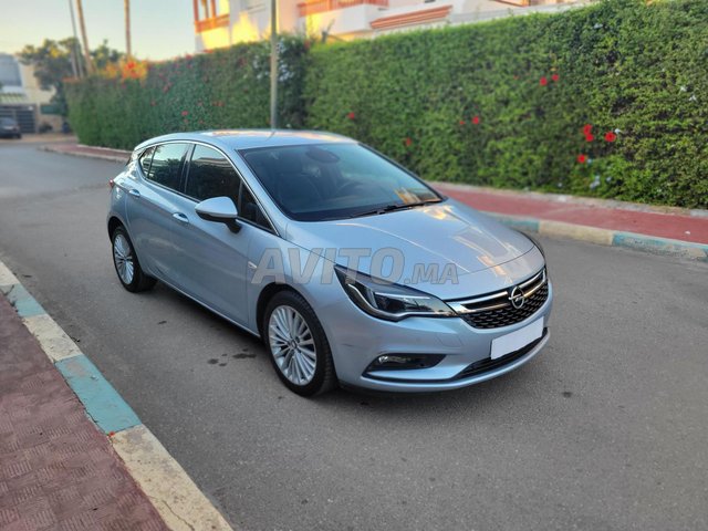 Opel Astra occasion Diesel Modèle 