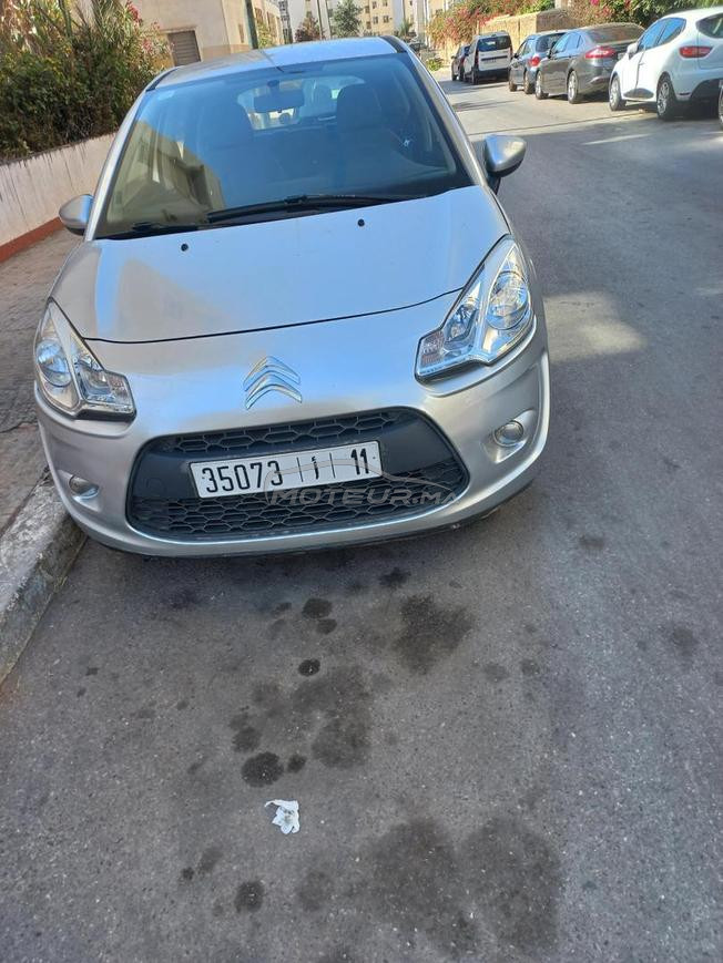 voiture c3 essence 