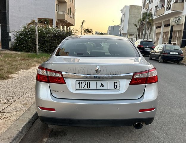 Renault Latitude occasion Diesel Modèle 