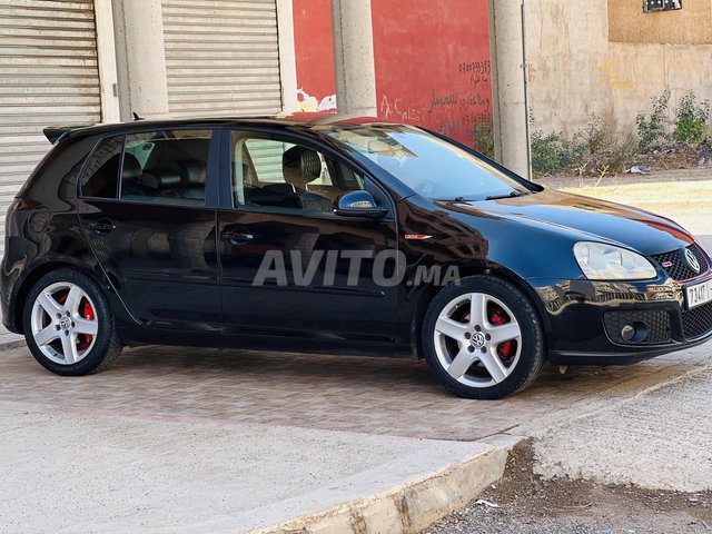  Volkswagen GOLF 5