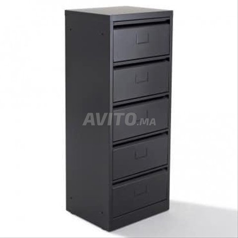 armoire a clapets metalliques disponible