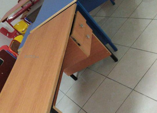 Bureau de maître avec caisson 