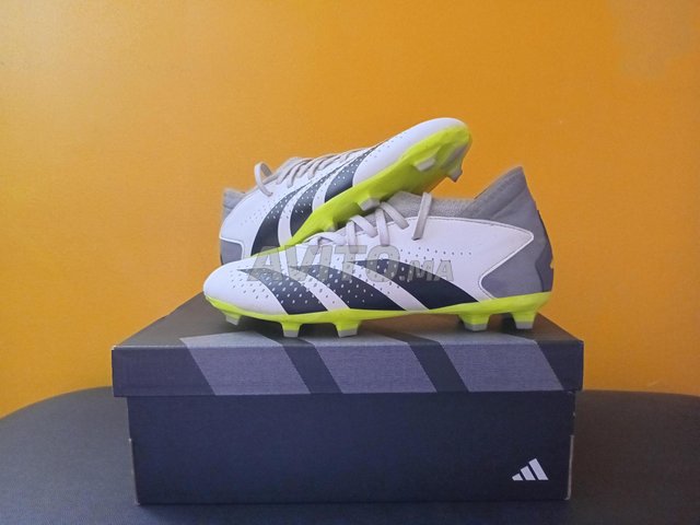 Adidas predator accuracy.3FG J /37.5