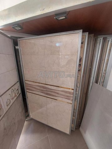 presentoire carrelage / sanitaire / droguerie
