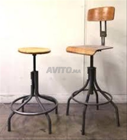 TABOURET D ATELIER AVEC DOSSIER REGLABLE A VIS
