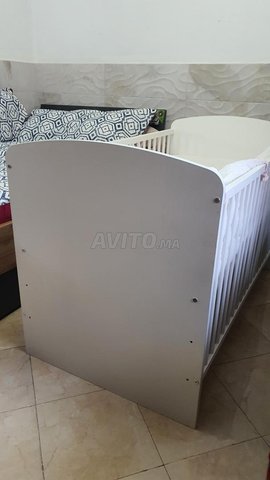 lit bebe avec matelas et tour de lit