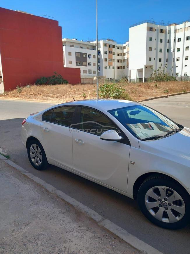 Opel Insignia Diesel Manuelle 2011 à Rabat
