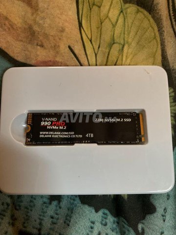 Disque dur interne SSD M.2 Pro 4TB NEUF