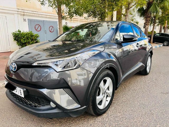 Toyota C-HR occasion Hybride Modèle 