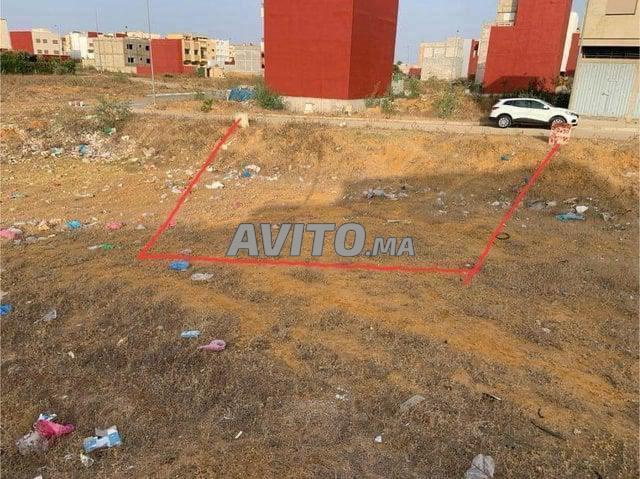 Terrain titré commercial à vendre 88 m2 